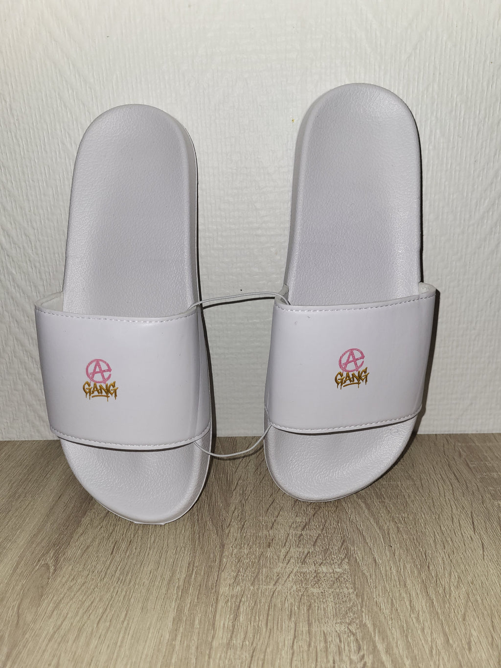 Claquettes Antidérapantes Aop Gang Official